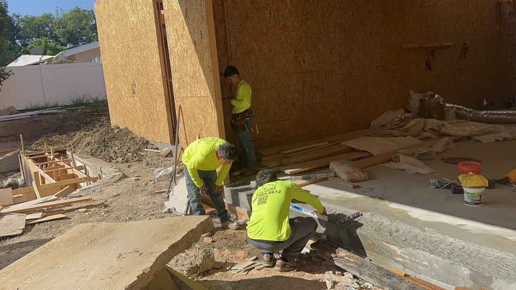 custom new home construction with pool in southern california 16