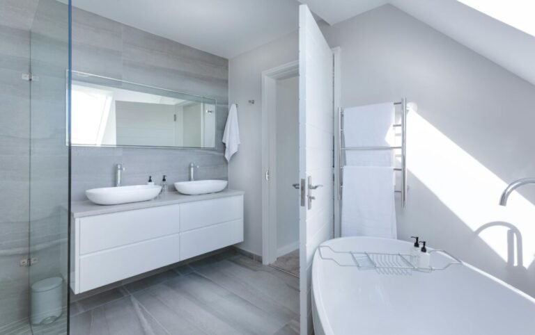 How to Plan Bathroom Remodeling in Southern California 6 How to Plan Bathroom Remodeling in Southern California